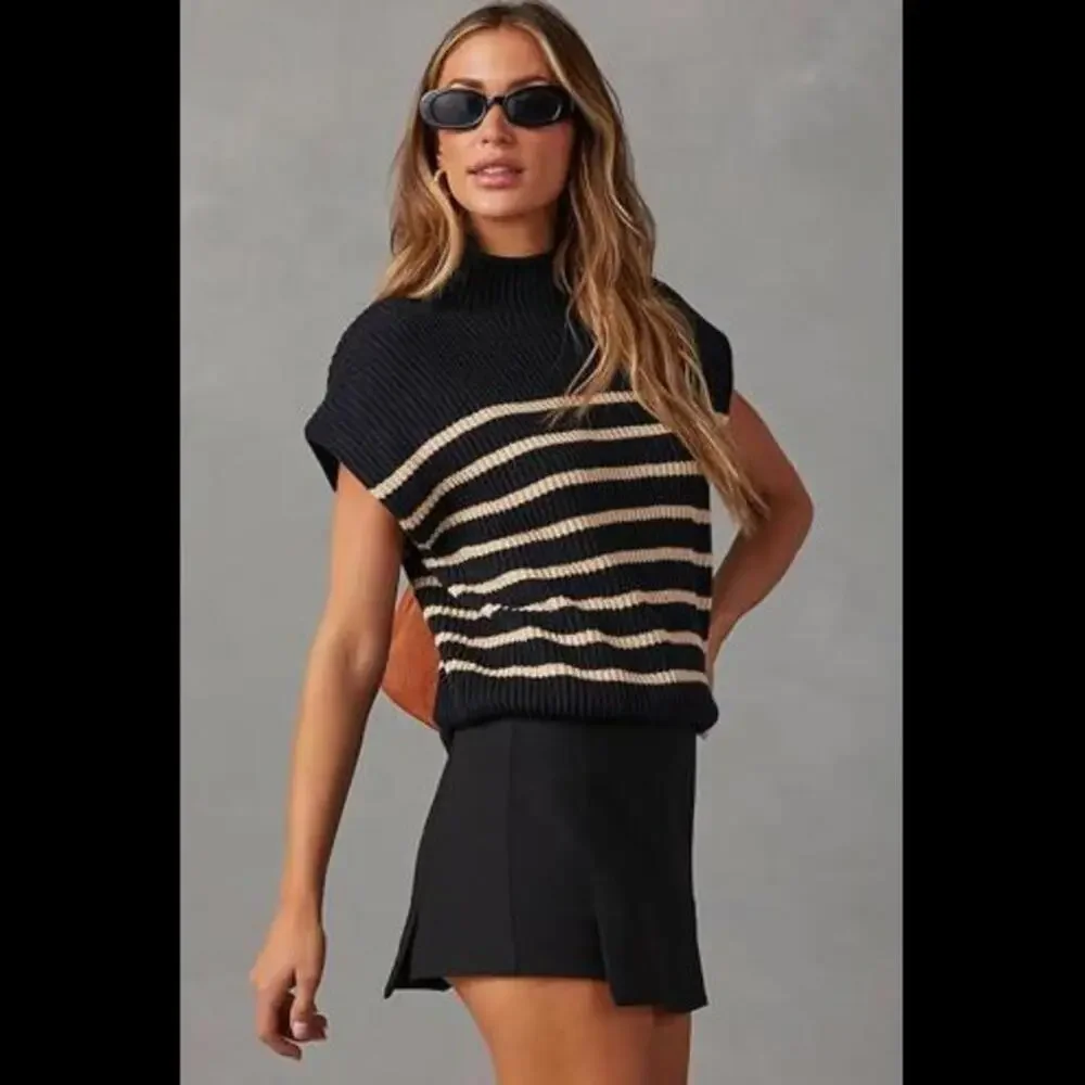 Cap Sleeve Mock Neck Basic Loose Fit Ribbed Knit Pullover, Size XL - Picture 2 of 3